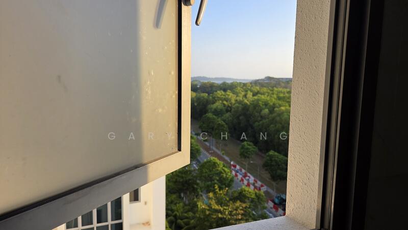 Seastrand Condominium For Sale at S$ 1,300,000 | PropertyGuru Singapore