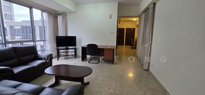 For Rent - UE Square