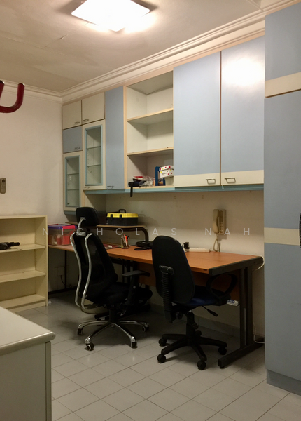 11 Glasgow Road, Glasgow Road, 4 Bedrooms, 2,500 sqft, Terraced House For Rent, by Nicholas Nah, 20416440 - PropertyGuru.com.sg