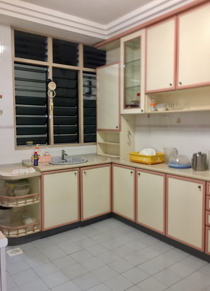 11 Glasgow Road, Glasgow Road, 4 Bedrooms, 2,500 sqft, Terraced House For Rent, by Nicholas Nah, 20416440 - PropertyGuru.com.sg