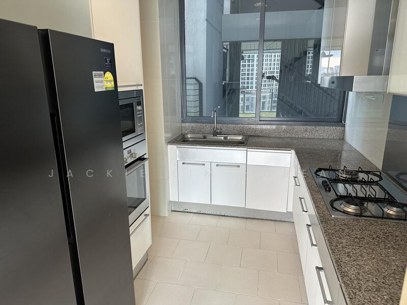 For Rent - Rivergate