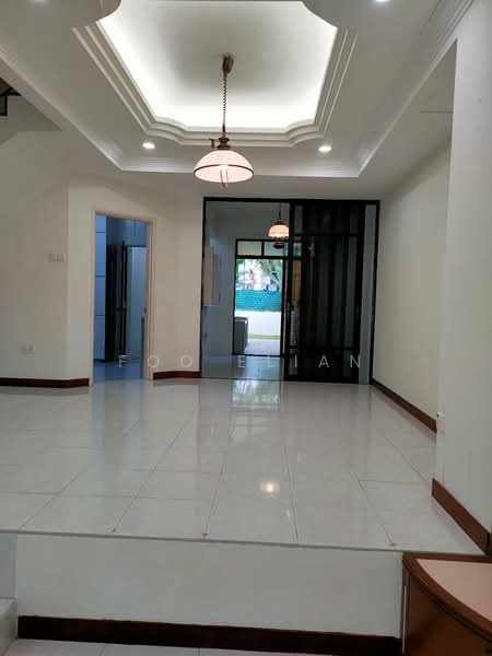 Stratton Walk, Stratton Walk, 4 Bedrooms, 2,400 sqft, Terraced House For Rent, by Foo Elian, 20420932 - PropertyGuru.com.sg