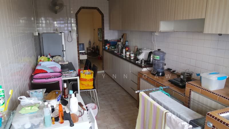 157 Bedok South Avenue 3, 157 Bedok South Avenue 3, 3 Bedrooms, 893 sqft, HDB Flat For Rent, by Sherlynn Gaw, 20426417 - PropertyGuru.com.sg