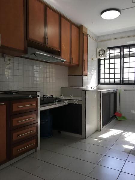 311 Yishun Ring Road, 311 Yishun Ring Road, Sembawang / Yishun, 3 Bedrooms, 1,108 sqft, HDB Flat For Rent, by Adrian Hui 许光兴, 20428429 - Kitchen - PropertyGuru.com.sg