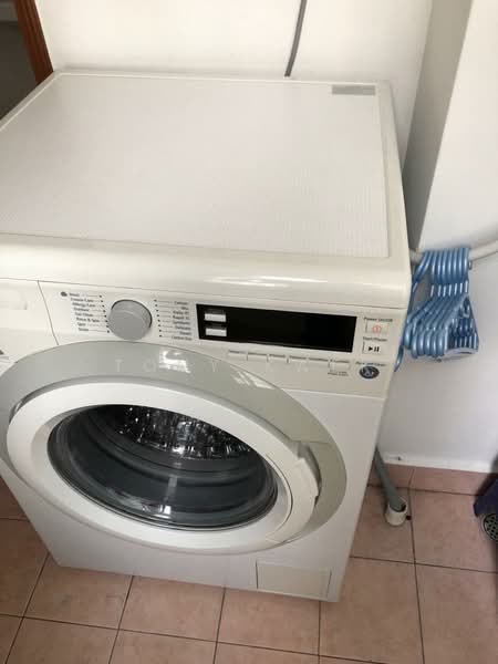 Northoaks, 20 Woodlands Cresent, Room Rental, 150 sqft, Condominium For Rent, by Tony Kwek, 20437437 - PropertyGuru.com.sg