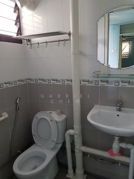102 Aljunied Crescent, 102 Aljunied Crescent, Eunos / Geylang / Paya Lebar, 2 Bedrooms, 721 sqft, HDB Flat For Rent, by Gabriel Chew, 20438800 - PropertyGuru.com.sg