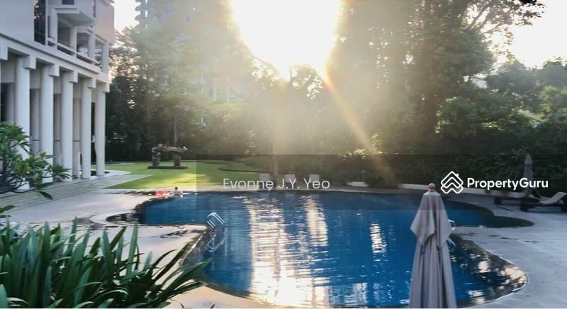 For Rent - The Colonnade