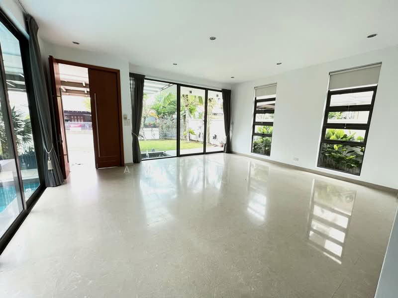 3 Lovely Detached Homes Available - See all 3, Hassle-Free, Dunsfold Drive, 6 Bedrooms, 4,800 sqft, Detached House For Rent, by Amy Chew, 20446874 - PropertyGuru.com.sg