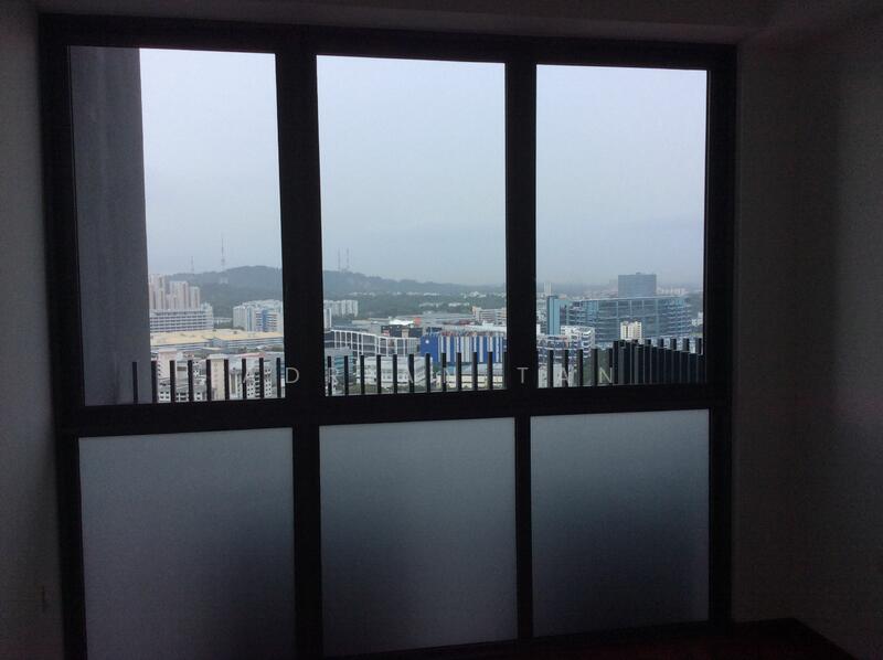 J Gateway, 2 Gateway Drive, 1 Bedroom, 495 sqft, Condominium For Rent, by Adrian Tan, 20448946 - PropertyGuru.com.sg