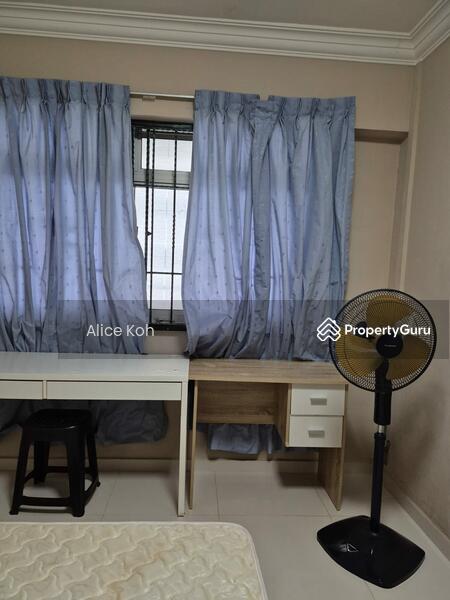 For Rent - 668B Jurong West Street 64