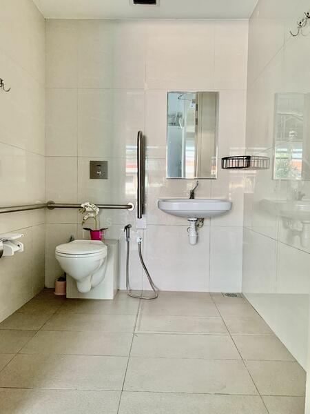 NEWest, 1 West Coast Drive, 689 sqft, Shop / Shophouse For Sale, by Shawn Thayalan, 20458875 - CommercialGuru.com.sg
