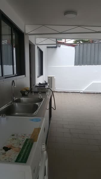 Eng Kong Estate, Eng Kong Gardens, 5 Bedrooms, 4,000 sqft, Semi-Detached House For Rent, by Richard Ong, 20459359 - PropertyGuru.com.sg