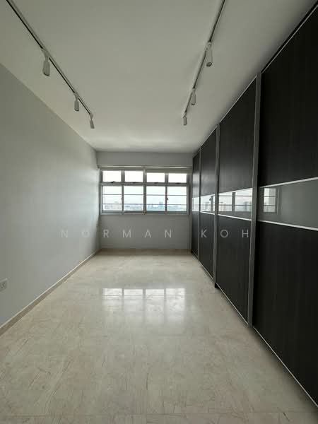 18D Holland Drive, 18D Holland Drive, 4 Bedrooms, 1,260 sqft, HDB Flat For Rent, by Norman Koh, 20461988 - PropertyGuru.com.sg