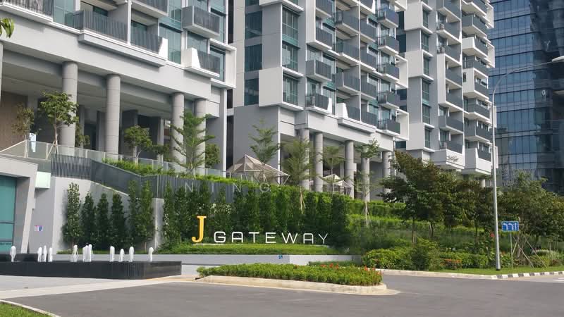 J Gateway, 2 Gateway Drive, 2 Bedrooms, 678 sqft, Condominium For Rent, by Ning Lee, 20462026 - PropertyGuru.com.sg