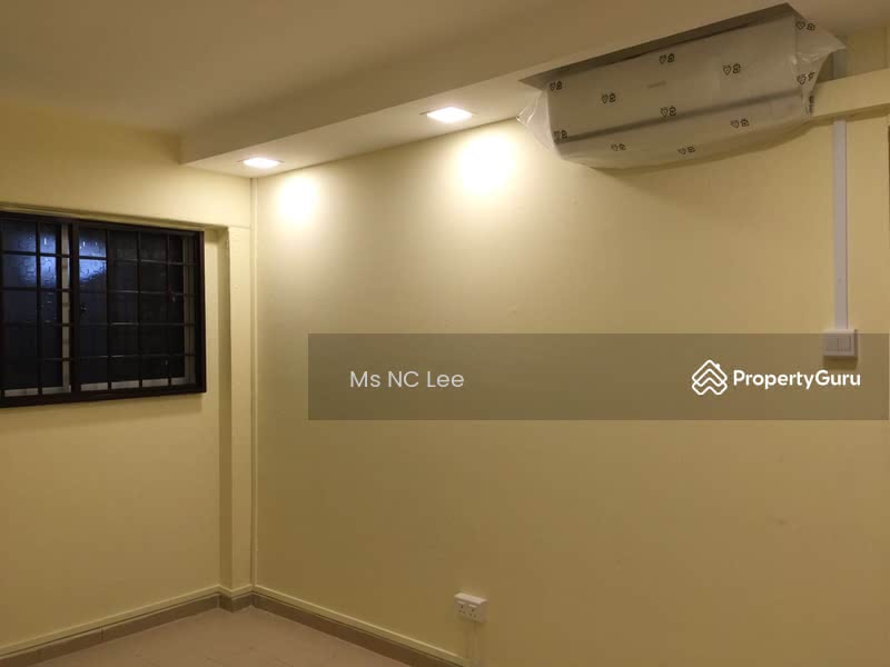 For Rent - 854 Tampines Street 82