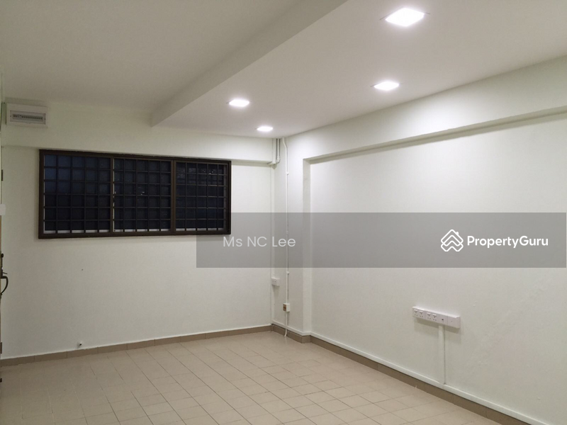 For Rent - 854 Tampines Street 82