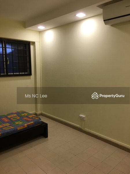 For Rent - 854 Tampines Street 82