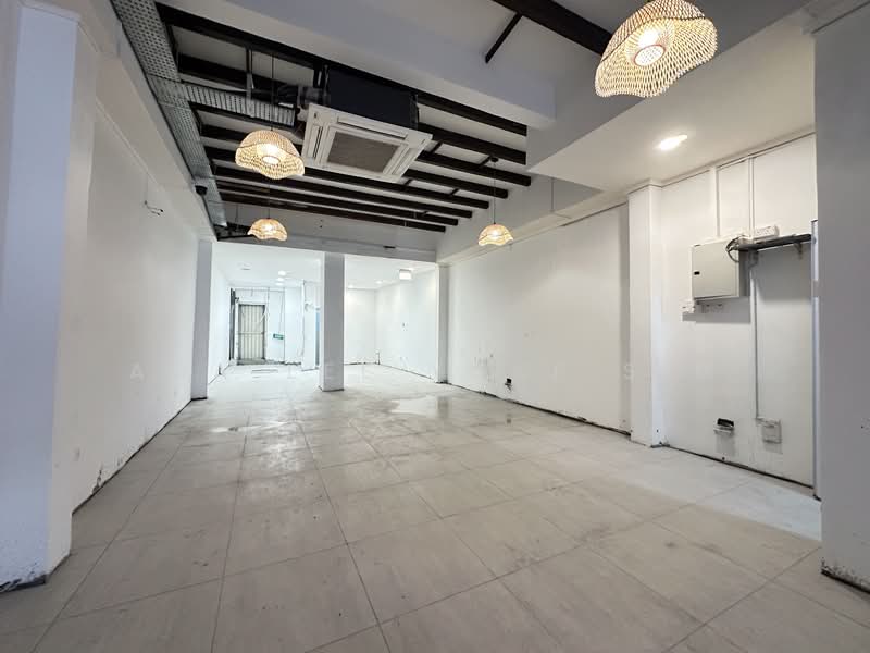 F&B Approved Shophouse in Prime Pagoda Street Chinatown, MRT, Pagoda Street | Trengganu Street | Mosque Street, 1,570 sqft, Food & Beverage For Rent, by Ada Lee Yoke Sim, 20468953 - CommercialGuru.com.sg