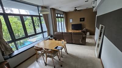 For Rent - Viz at Holland