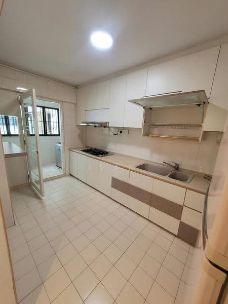 683B Jurong West Central 1, 683B Jurong West Central 1, Boon Lay / Jurong / Tuas, 3 Bedrooms, 1,184 sqft, HDB Flat For Rent, by Ivan Goh, 20474051 - Kitchen - PropertyGuru.com.sg