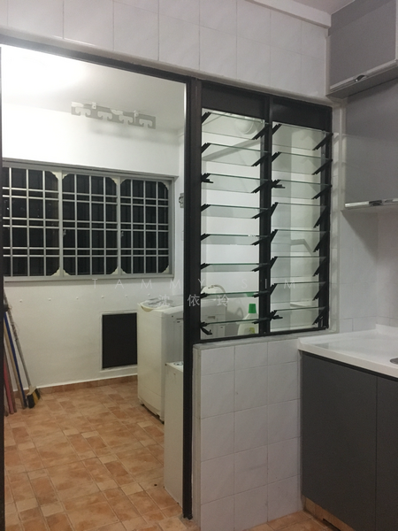 Separate Yard for Laundry