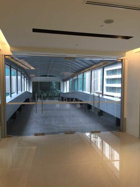 Oxley Tower, 138 Robinson Road, 1,259 sqft, Office For Sale, by Brenda Zee (徐黎倫), 20479412 - Oxley Tower @ Robinson Road, Office Space for Sale - CommercialGuru.com.sg