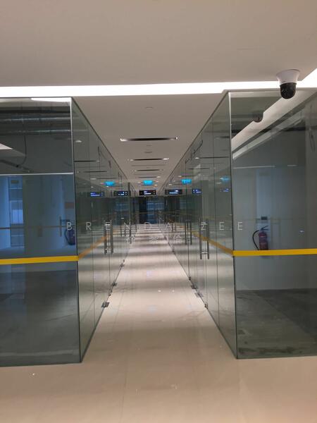 Oxley Tower, 138 Robinson Road, 1,259 sqft, Office For Sale, by Brenda Zee (徐黎倫), 20479412 - Oxley Tower @ Robinson Road, Office Space for Sale - CommercialGuru.com.sg