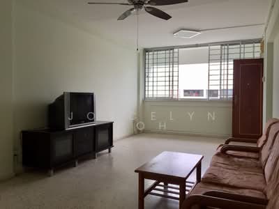 For Rent - 813 Tampines Street 81
