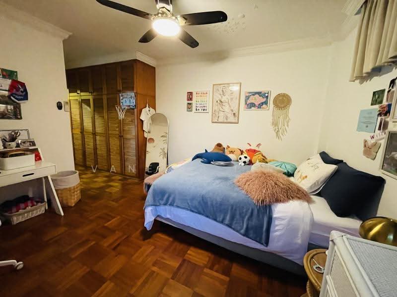 Lim Tai See Walk, Lim Tai See Walk, Tanglin / Holland / Bukit Timah, 5 Bedrooms, 3,800 sqft, Semi-Detached House For Rent, by Vanessa Terk, 20484318 - Bedroom - PropertyGuru.com.sg