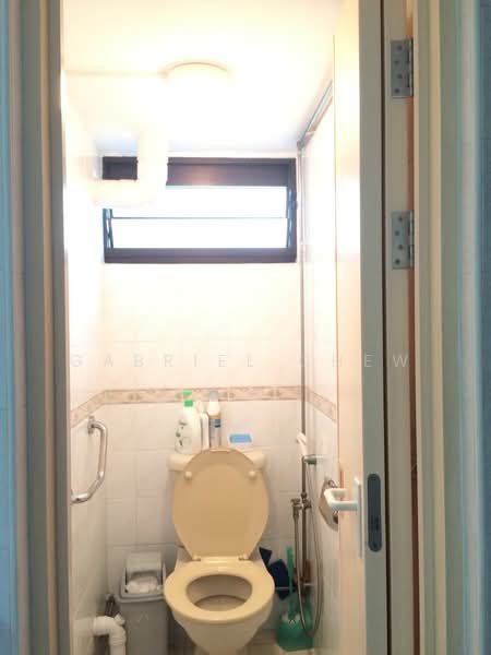 2 Ghim Moh Road, 2 Ghim Moh Road, 2 Bedrooms, 700 sqft, HDB Flat For Rent, by Gabriel Chew, 20485262 - PropertyGuru.com.sg