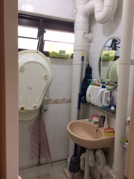 2 Ghim Moh Road, 2 Ghim Moh Road, 2 Bedrooms, 700 sqft, HDB Flat For Rent, by Gabriel Chew, 20485262 - PropertyGuru.com.sg