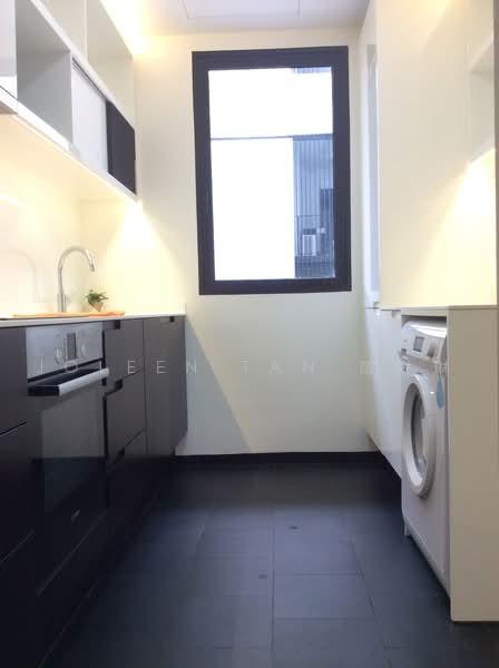 Village @ Pasir Panjang, 463 Pasir Panjang Road, 2 Bedrooms, 840 sqft, Condominium For Rent, by Joleen Tan 陈琳琳, 20485428 - Enclosed kitchen  - PropertyGuru.com.sg