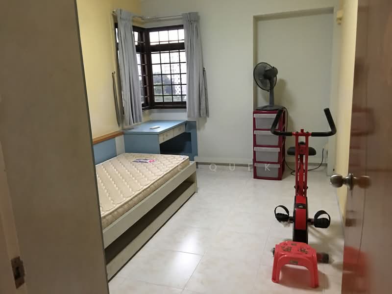 For Rent - 257A Compassvale Road