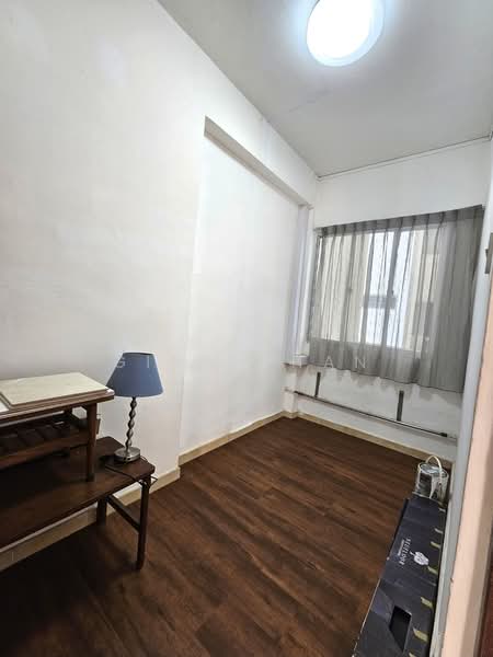 Neptune Court, 1 Marine Vista, 3 Bedrooms, 1,636 sqft, Apartment For Rent, by Gina Chan, 20492655 - Store Room - PropertyGuru.com.sg