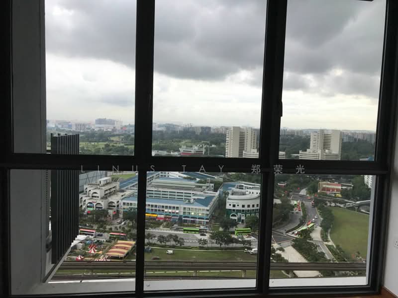 J Gateway, 2 Gateway Drive, 3 Bedrooms, 947 sqft, Condominium For Rent, by Linus Tay 郑荣光, 20494909 - PropertyGuru.com.sg