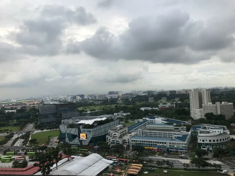 J Gateway, 2 Gateway Drive, 3 Bedrooms, 947 sqft, Condominium For Rent, by Linus Tay 郑荣光, 20494909 - PropertyGuru.com.sg
