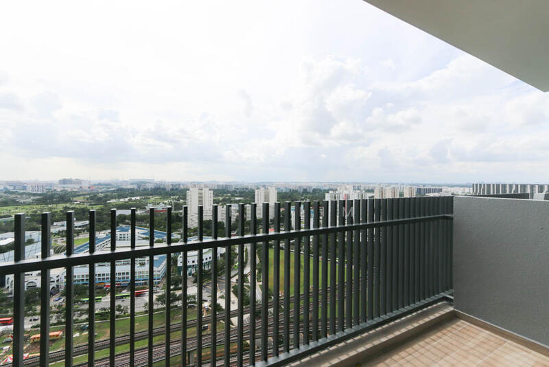 J Gateway, 2 Gateway Drive, Boon Lay / Jurong / Tuas, 4 Bedrooms, 1,163 sqft, Condominium For Rent, by Jane Lim, 20497982 - PropertyGuru.com.sg