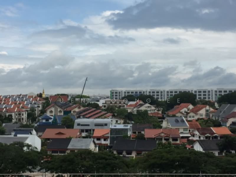 The Glades, 12 Bedok Rise, 1 Bedroom, 452 sqft, Condominium For Rent, by Yuen Foong Ee, 20501977 - PropertyGuru.com.sg