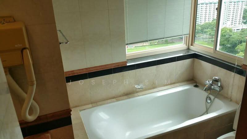 Melrose Park, 93 Kellock Road, Tanglin / Holland / Bukit Timah, 4 Bedrooms, 1,464 sqft, Condominium For Rent, by Joe Sim, 20503521 - Master attached bath - PropertyGuru.com.sg