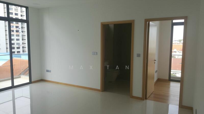 Spacious Living Room