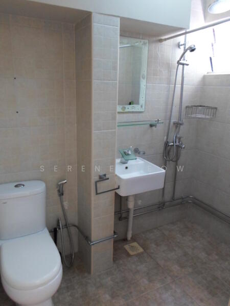 Neptune Court, 1 Marine Vista, 3 Bedrooms, 1,270 sqft, Apartment For Rent, by Serene Leow, 20504352 - Neptune Ct Common Bath - PropertyGuru.com.sg