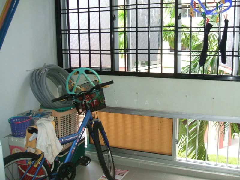 718 Pasir Ris Street 72, 718 Pasir Ris Street 72, 3 Bedrooms, 1,194 sqft, HDB Flat For Rent, by Betty Tan, 20506999 - PropertyGuru.com.sg
