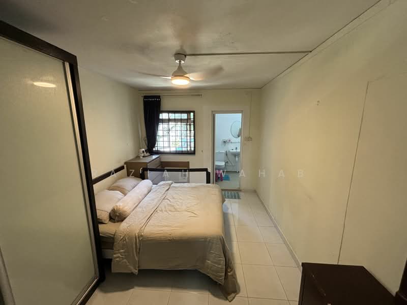 331 Woodlands Avenue 1, 331 Woodlands Avenue 1, 2 Bedrooms, 775 sqft, HDB Flat For Rent, by Raziah Wahab, 20508872 - PropertyGuru.com.sg