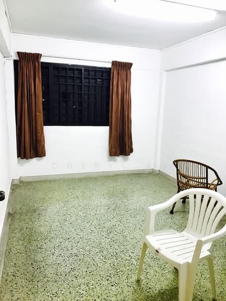 350 Clementi Avenue 2, 350 Clementi Avenue 2, Room Rental, 200 sqft, HDB Flat For Rent, by Cheryl Aw, 20518356 - PropertyGuru.com.sg