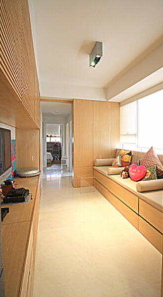 Chic tasteful design with clever storages 