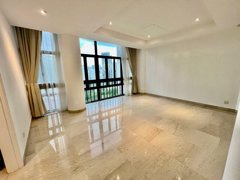 For Rent - The Colonnade