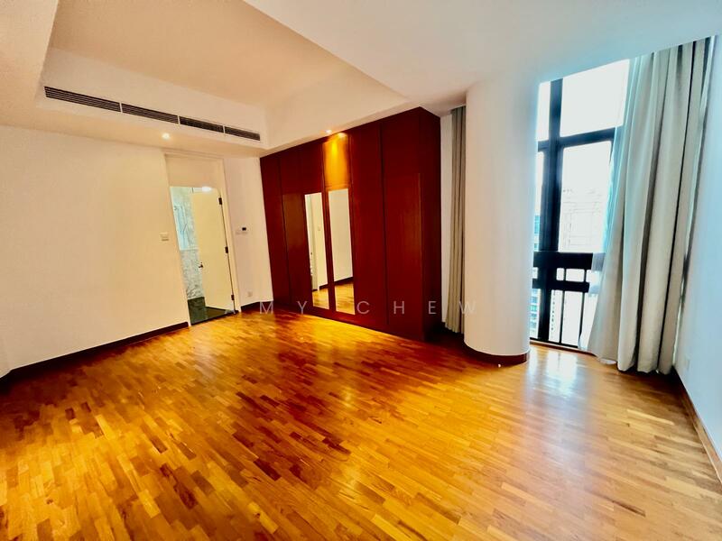 For Rent - The Colonnade