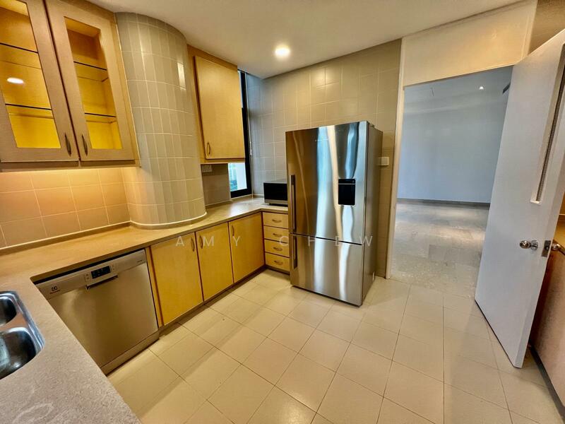 For Rent - The Colonnade