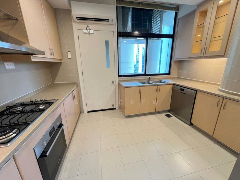 For Rent - The Colonnade