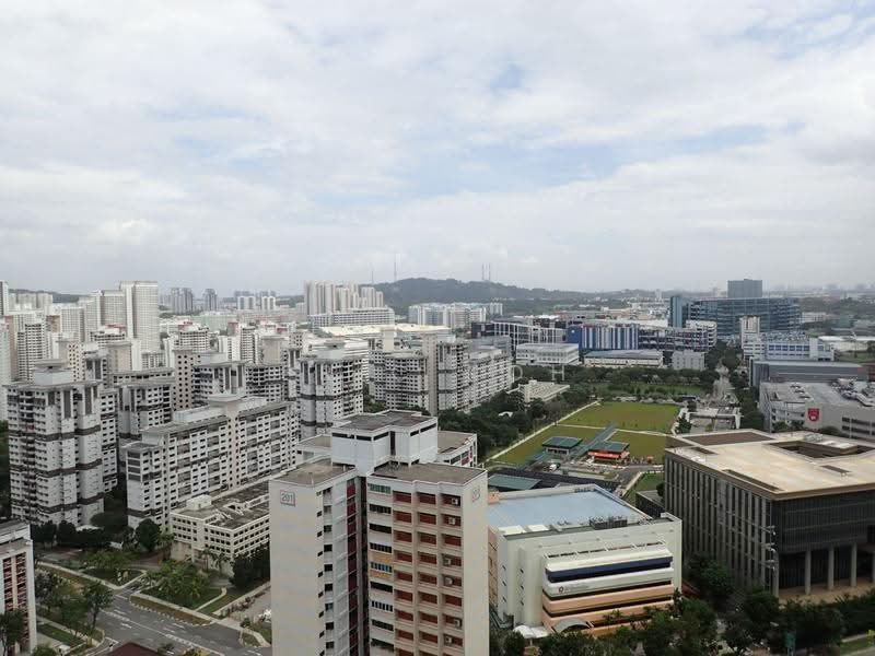 J Gateway, 2 Gateway Drive, Boon Lay / Jurong / Tuas, 2 Bedrooms, 689 sqft, Condominium For Rent, by Eric Koh, 20531808 - Balcony View - PropertyGuru.com.sg